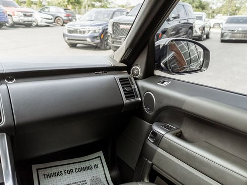 Used 2022 Land Rover Range Rover Sport HST image 14