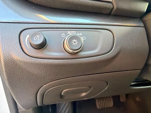 Used 2021 Buick Encore Preferred w/ Safety Package AWD/4WD image 25