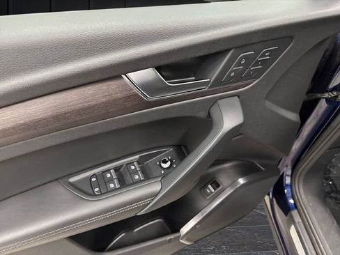 Used 2022 Audi Q5 2.0T Premium Plus w/ Premium Plus Package image 27