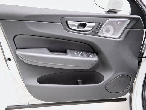 Certified 2023 Volvo XC60 B6 Ultimate image 11