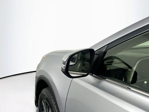 Used 2018 Toyota RAV4 XLE image 16