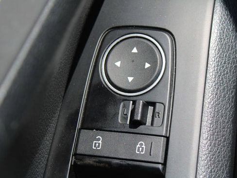 Used 2025 Kia Soul LX w/ LX Technology Package image 20