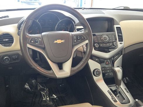 Used 2015 Chevrolet Cruze LT w/ RS Package image 17