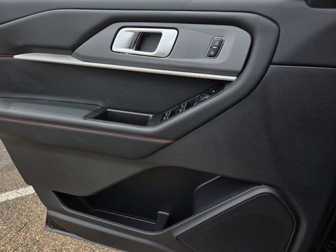 New 2026 Ford Explorer ST-Line w/ ST-Line Street Pack RWD image 15