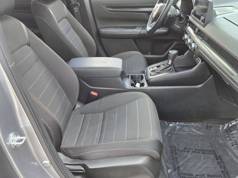 Used 2025 Honda CR-V Sport image 17