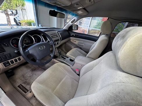 Used 2005 Toyota Tacoma PreRunner RWD image 19