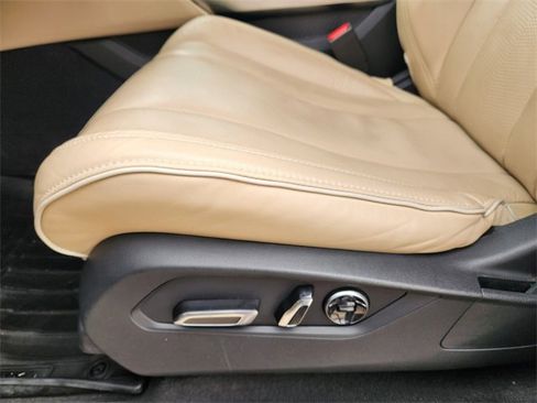 Used 2022 Acura MDX SH-AWD w/ Advance Package image 25