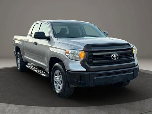 Used 2014 Toyota Tundra SR image 3