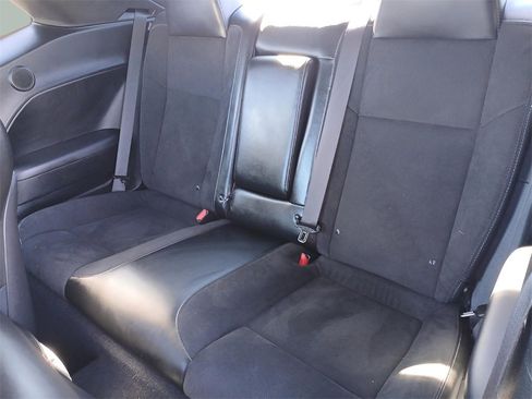 Used 2022 Dodge Challenger R/T w/ Plus Package image 23