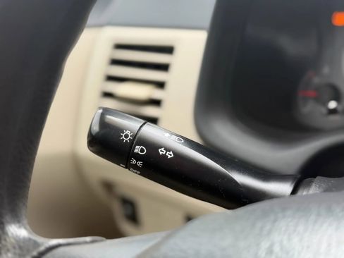 Used 2013 Toyota Corolla L image 29