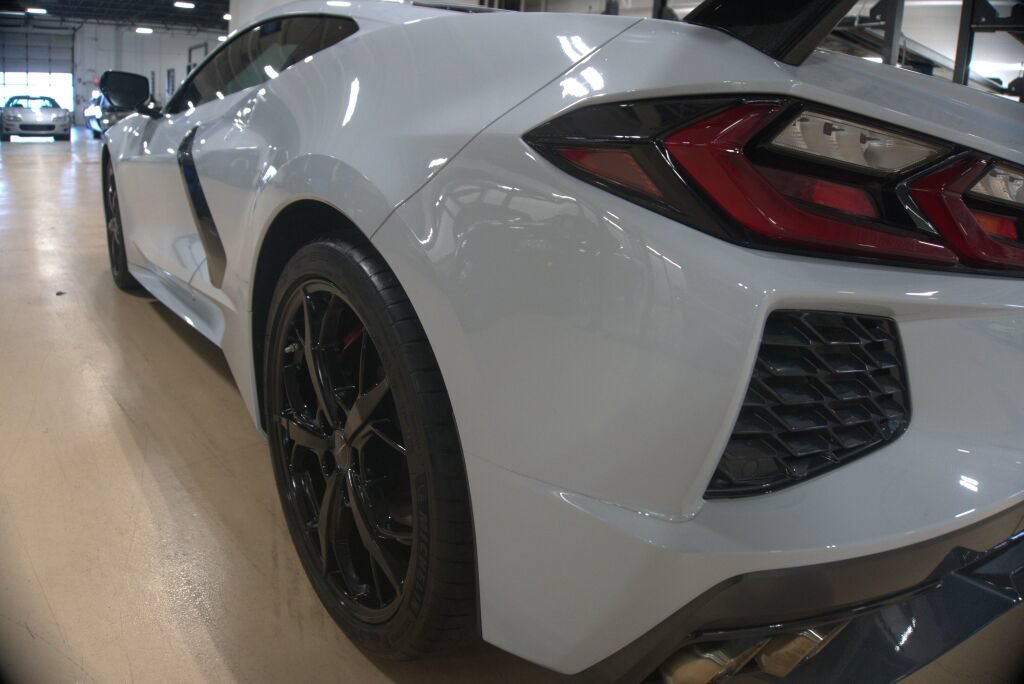 Used 2020 Chevrolet Corvette Stingray Premium Cpe w/ 3LT Preferred Equipment Group RWD image 19