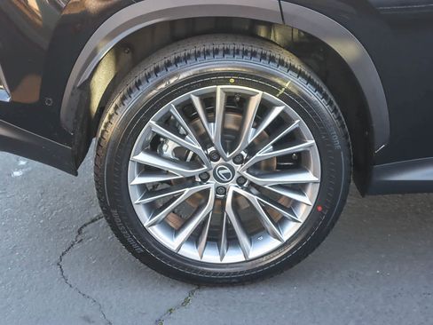 New 2026 Lexus NX 350 Luxury image 10