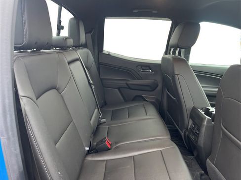 Used 2023 Chevrolet Colorado LT w/ LT Convenience Package III image 13
