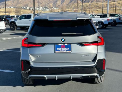 Used 2023 BMW X1 xDrive28i w/ Premium Package image 5