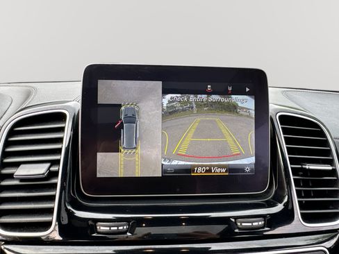 Used 2018 Mercedes-Benz GLS 450 4MATIC w/ Premium Package image 25