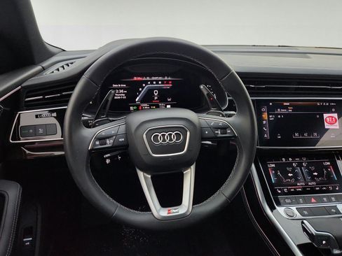 Used 2025 Audi Q8 Premium Plus AWD/4WD image 20