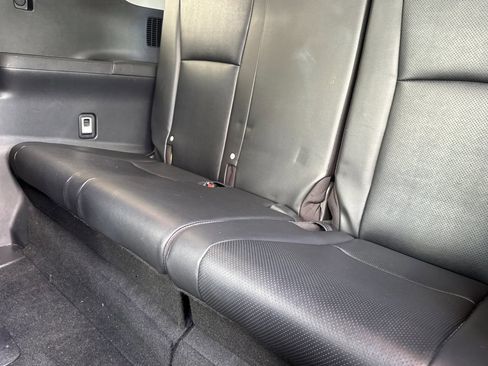 Used 2025 Toyota Grand Highlander FWD image 33