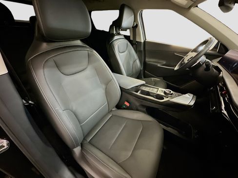 Used 2024 Kia EV6 Wind image 33