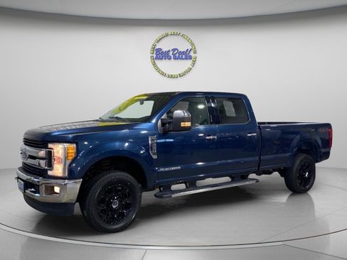 Used 2017 Ford F250 XLT w/ XLT Premium Package AWD/4WD image 1
