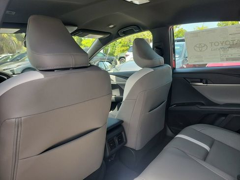 New 2026 Toyota Camry SE w/ Convenience Package FWD image 25