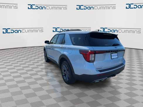 New 2026 Ford Explorer Active AWD/4WD image 6