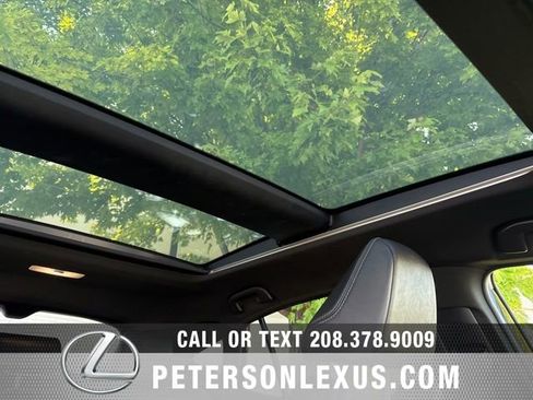 Used 2022 Toyota Venza Limited AWD/4WD image 14