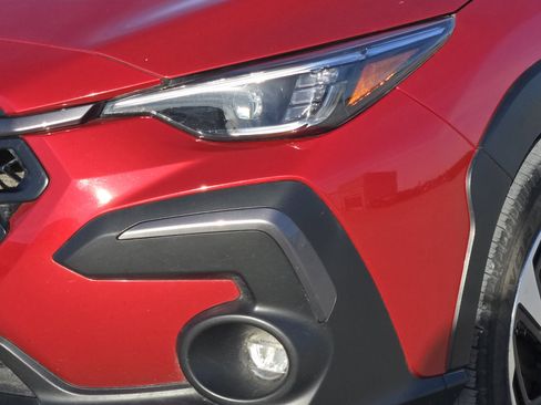 Used 2024 Subaru Crosstrek 2.5i Limited w/ Crosstrek Mirror Package image 9