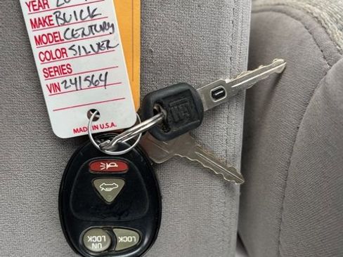 Used 2001 Buick Century Custom w/ Premium Pkg image 40