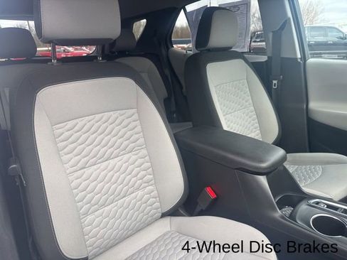 Used 2021 Chevrolet Equinox LT w/ Driver Convenience Package AWD/4WD image 32
