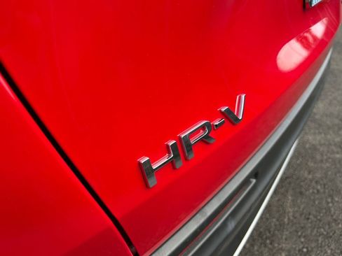 Used 2025 Honda HR-V Sport image 32