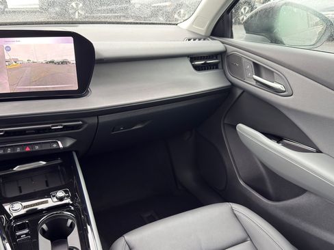 New 2026 Audi Q3 quattro 2.0T AWD/4WD image 24