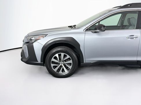 Used 2023 Subaru Outback Premium AWD/4WD image 44