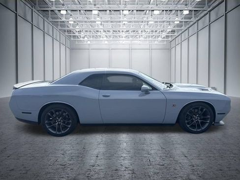 Used 2022 Dodge Challenger R/T Scat Pack w/ Plus Package RWD image 6