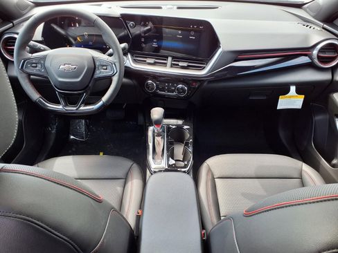 New 2026 Chevrolet Trax RS w/ Sunroof Package FWD image 10