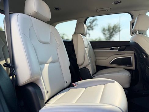 Used 2021 Kia Telluride S FWD image 23