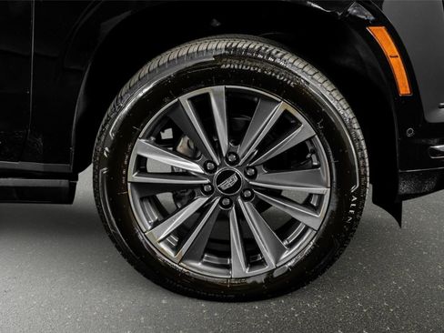 Used 2026 Cadillac Escalade Sport image 6