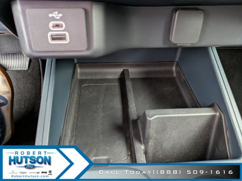 New 2025 Ford Maverick XL image 25