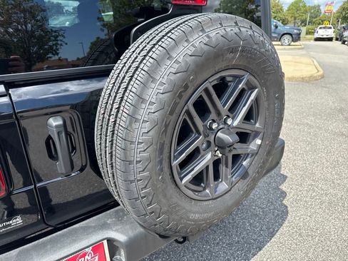 New 2025 Jeep Wrangler Sport S image 24
