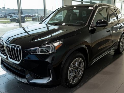 New 2025 BMW X1 xDrive28i w/ Technology Package image 3
