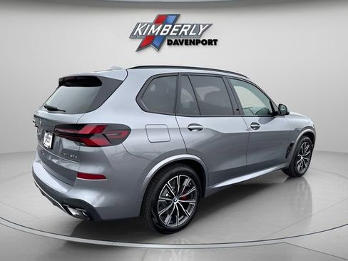 New 2026 BMW X5 xDrive50e w/ M Sport Package AWD/4WD image 5