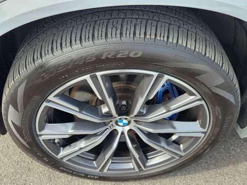 Used 2024 BMW X5 xDrive40i w/ M Sport Package AWD/4WD image 9