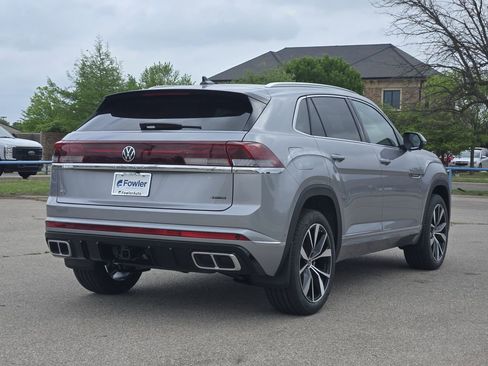 New 2026 Volkswagen Atlas Cross Sport SEL Premium R-Line AWD/4WD image 4