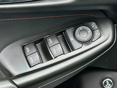 Used 2024 Chevrolet TrailBlazer RS w/ Convenience Package FWD image 12