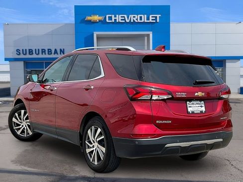 Used 2023 Chevrolet Equinox Premier FWD image 3