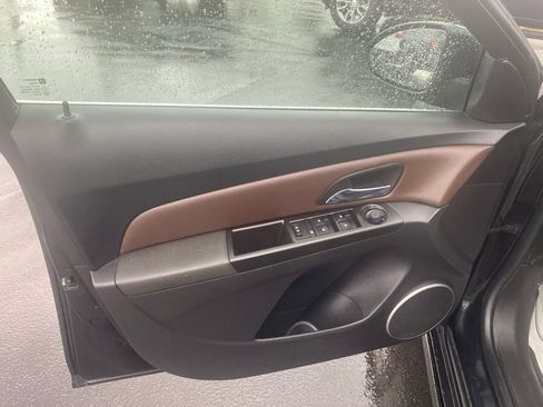 Used 2015 Chevrolet Cruze LTZ w/ Sun, Sound and Sport Package image 9