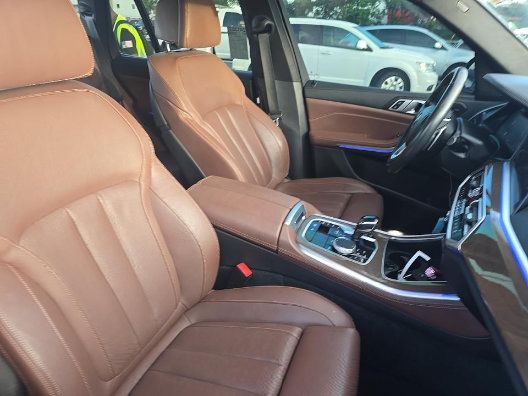 Used 2020 BMW X5 xDrive40i w/ Premium Package AWD/4WD image 5