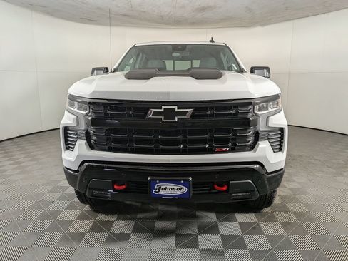 Used 2026 Chevrolet Silverado 1500 LT Trail Boss w/ LT Trail Boss Premium Package AWD/4WD image 2