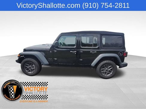 Used 2024 Jeep Wrangler Unlimited Sport AWD/4WD image 17