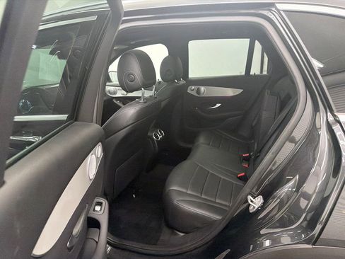 Used 2021 Mercedes-Benz GLC 300 w/ Premium Package image 23