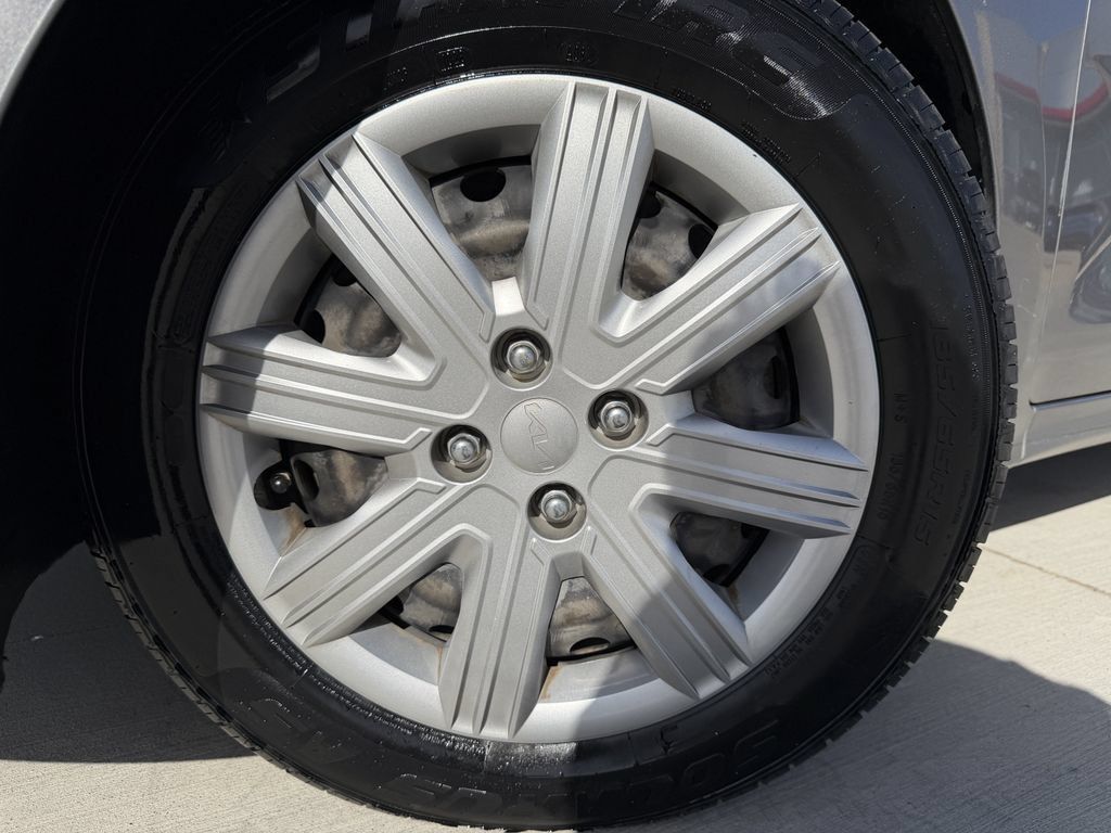 Used 2023 Kia Rio S FWD image 9